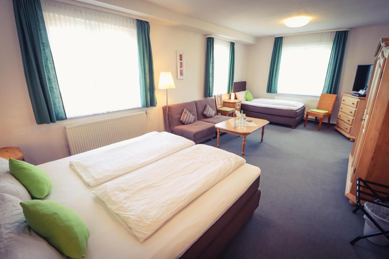 Hotel Schoene Aussicht Masserberg Exterior photo